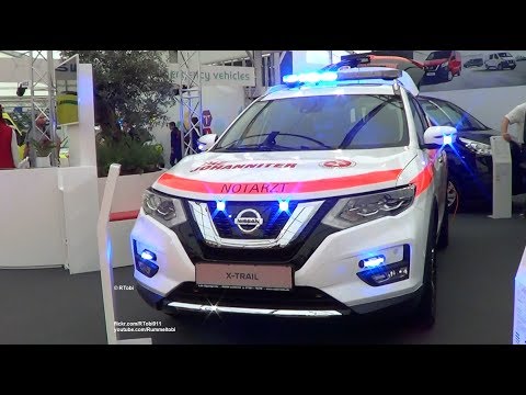 Nissan X-Trail doctor car w/ Whelen lights - the coolest doctor car on the RETTmobil 2018 expo