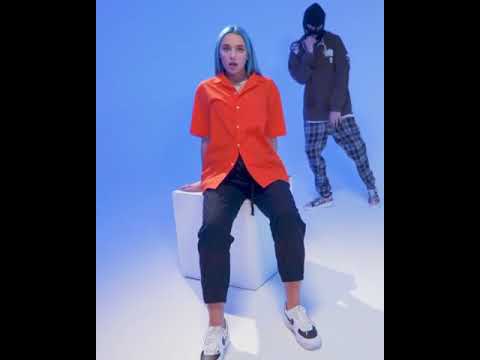 Текст песни я на камушке сижу. Песня пикачу текст песни. Я сижу на камушке лалала. Иванов крамской я на камушке сижу. Песня пикачу текст песни.