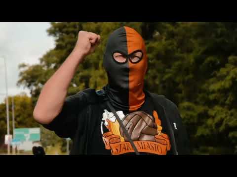 CHROBRY GŁOGÓW - PRZEMARSZ KIBICÓW ZE " STARÓWKI" W DNIU WYJAZDU NA DERBY DO LEGNICY || 30.09.2023