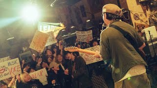 전기뱀장어 - 혁명의 연인들 | Electric Eels - Revolutionary lovers [official video]