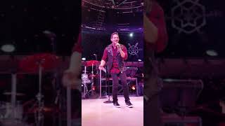 98 degrees- Rockin&#39; Around The Christmas Tree Westbury, NY 12/16/18