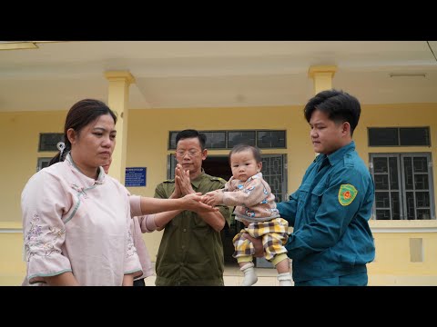 Single mother Cam Uyen is extremely sad to have to part ways with her daughter Diep