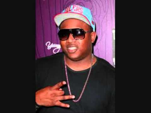 Ghetto Symphony - Mack Maine (Feat. Flow, P.A.P.I. (N.O.R.E.) & Cory Gunz)