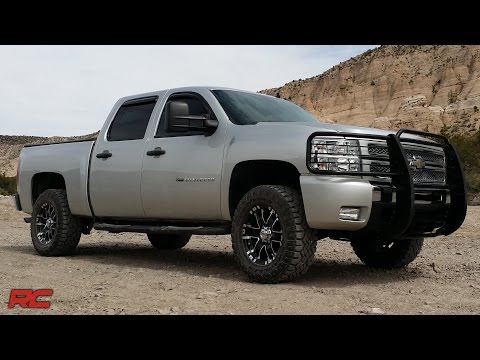 Installing 2007-2016 GM 1500 Pickup 3.5-inch Suspension Lift Kit by Rough Country