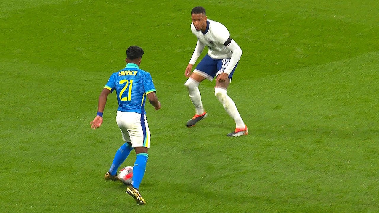 17 Year Old Endrick is PHENOMENAL! 🔥