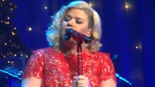 Kelly Clarkson's Miracle on Broadway "HARD CANDY CHRISTMAS" with Dolly Parton talk