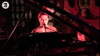 Tim Dup - Soleil noir (Live) au musée Victor Hugo