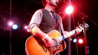 David Nail - Strangers On A Train Live