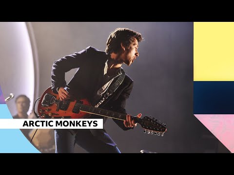 Arctic Monkeys - R U Mine? (Reading Festival 2022)