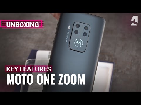 Moto One Zoom unboxing and key features