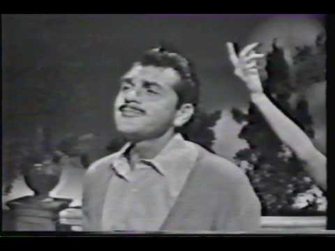 Ernie Kovacs Befriends a Statue