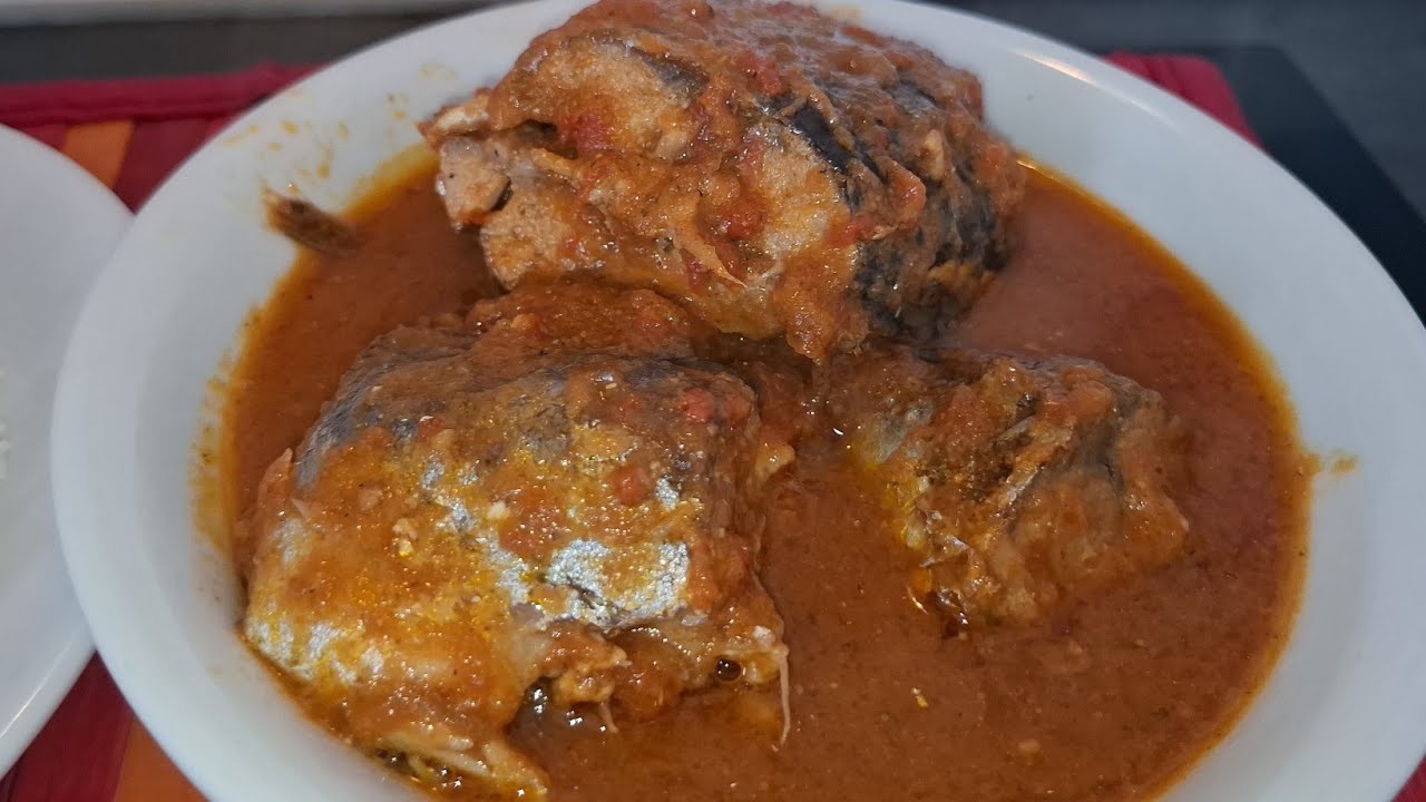 CAMEROONIAN DELICIOUS STEW 😋 | SAUCE TOMATE #food #africa #cameroon #delicious 
