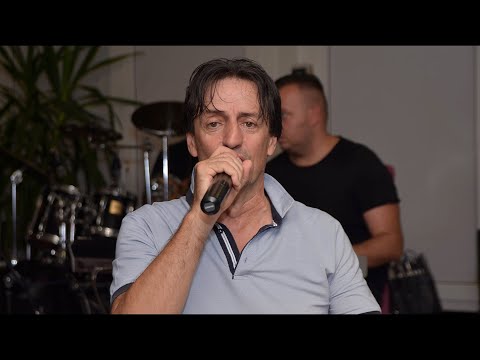 Hajrudin Hazre Udvincic - Majko moja, umorna i stara (Uzivo)