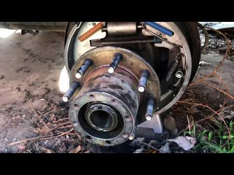 How to remove a Dana 80 axle seal (Second gen Ram 3500)
