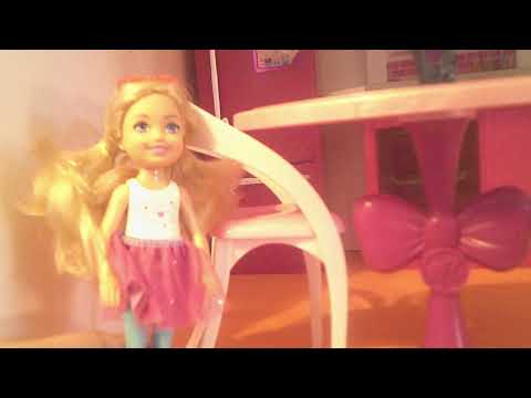 Barbie Doll Story:Chelsea run away
