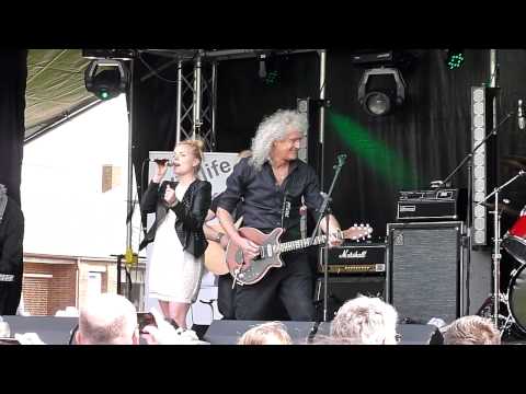 Brian May, Kerry Ellis & The Troggs - Tie Your Mother Down