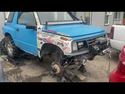 How to install a Samurai third member and locker in a Geo Tracker