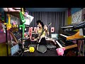 GIORGIA ANGIULI live set w/ microphone, guitar, pepper and toys