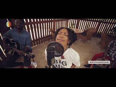 Fretboard Sessions 5 -  MusicalLunatics x Y'Akoto - Acoustic Live Version  of Moving.