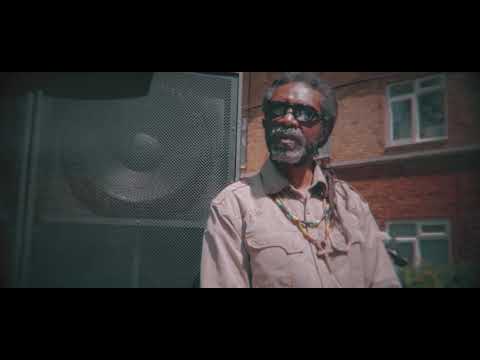 Danny Blaze & Scott & Nick 'Champion Sound [No F In Irony Give Me The Mic Remix]