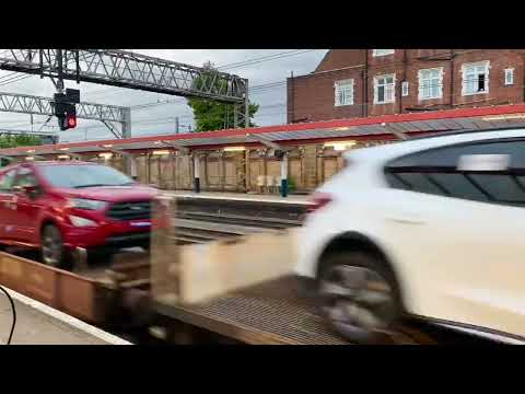 DB 66025 working 6X77 from Dagenham Dock Reception to Mossend Down Yard