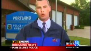 preview picture of video 'Portland police suspect on the loose'