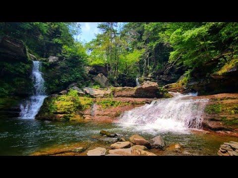 We swing through the Catskills to Hike the Devil's Kitchen with Jason Van Aken