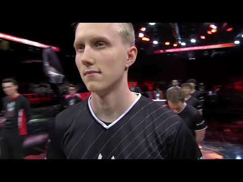 Opening Ceremony of S7 EU LCS Summer 2017 - G2 eSports and Misfits enter the stage in Paris!