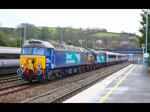 57303 & 37059 at Totnes with Pretendolino   29/12/17