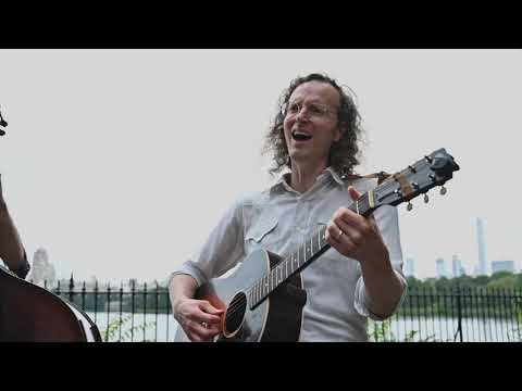Muleskinner Blues - Michael Daves Quartet in Central Park