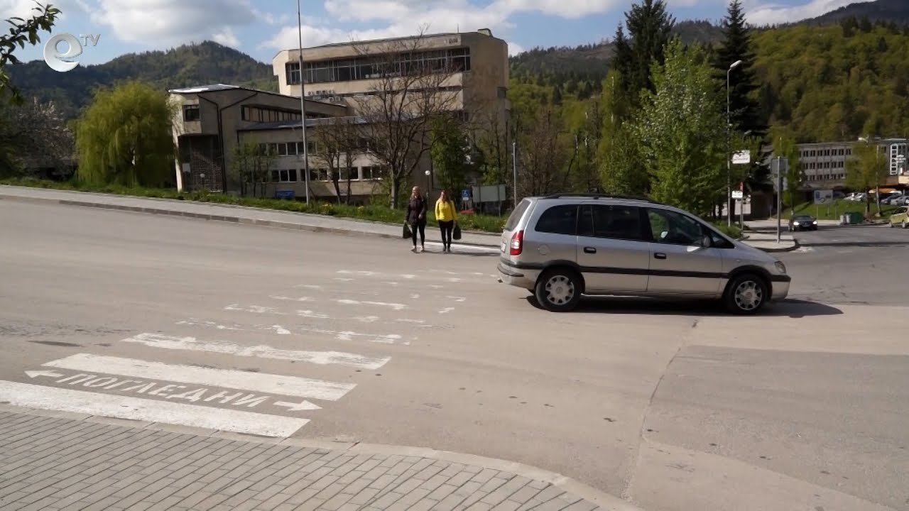 83-годишна жена пострада на пешеходна пътека в Смолян