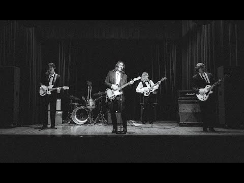 Saint Luna - Dance of Hearts (Official Video)