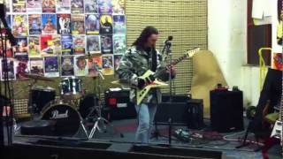Video thumbnail for Rabid Bitch of the North, Gerry's New Guitar, Belfast, 2012, '1985 Westone Dimension IV' by RABIDBOTN