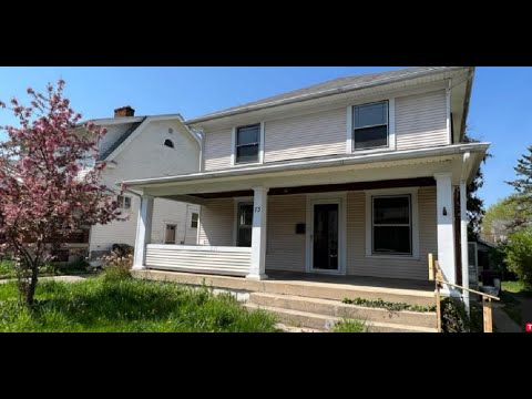 3 bedrooms, 1 and 1/2 baths house for rent