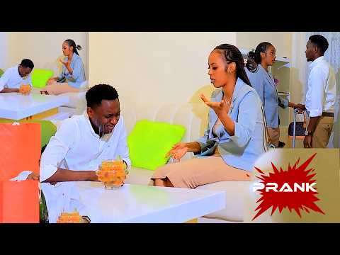 Lynda adaciye kuruhande arahukanye noneho Chiristian ararize amarira arashoka amujugunyiye impeta