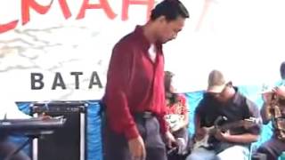 Download lagu Jatuh Cinta - Arlan Kombor mp3
