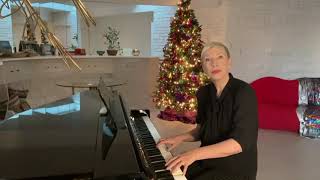 Merry Christmas from Annie Lennox - In The Bleak Midwinter (2020)