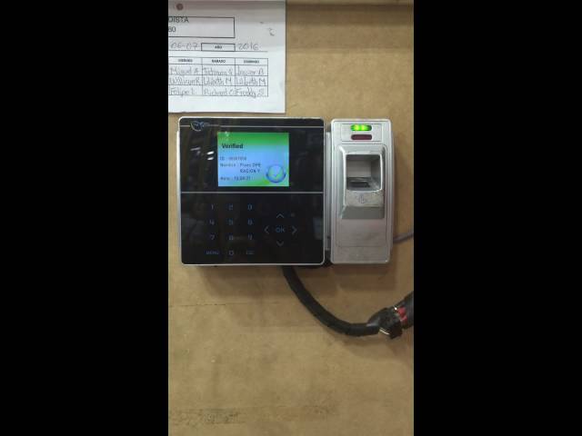 Vídeo relacionado con uAttend BN6700 - Sistema de reloj biométrico para pequeñas empresas con tarjetas de tiempo para empleados basadas en la nube