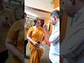 എന്തോ കാര്യം ആയി അണ്ണൻ പറയുന്നുണ്ട് Sa