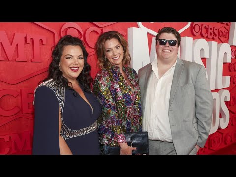 Toby Keith's 3 Kids: Shelley, Krystal & Stelen - How They Carry On Their Dad's Legacy