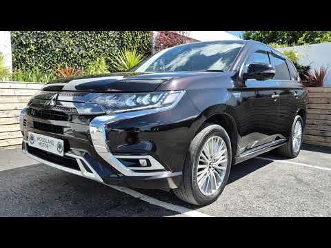 Mitsubishi Outlander 2.4 PHEV / INTENSE SAFETY PAC - Image 2