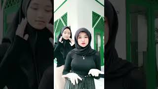 Download lagu goyang hijab nakal cantik😍🤩#shorts mp3