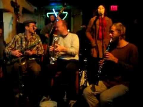 Albanie and the Jazz Pharaohs - What a Little Moonlight Can Do - Elephant Room - 2-10-10.flv
