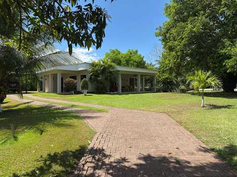Finca en Venta, Turrubares, San José, Costa Rica.