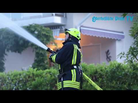 80 Feuerwehrleute bekämpfen Brand