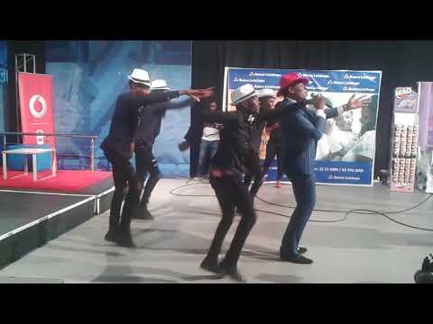 Gunnias- Unga Tchavi Nkata