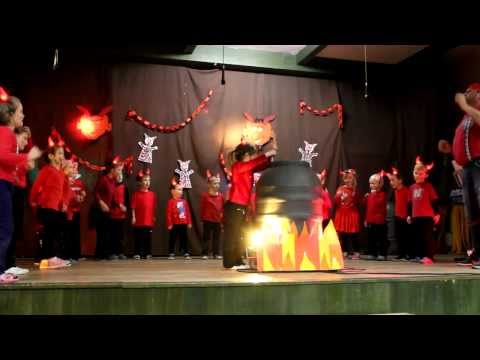 13.12. 2013 Vánoční besídka kovalovické školky