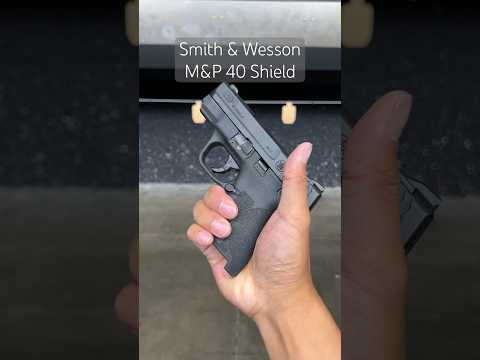A Carry That Kicks - Smith & Wesson M&P 40 Shield .40 S&W Handgun #pistol