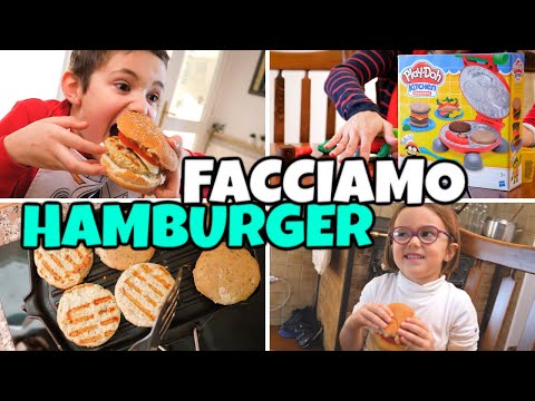 FACCIAMO GLI HAMBURGER 🍔 INSIEME:  Cibo Reale VS Play Doh