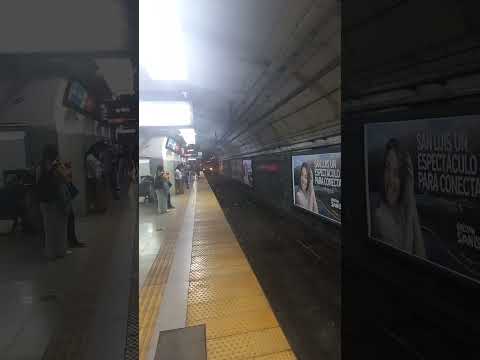 Subte B, estación 9 de julio, Buenos Aires Argentina